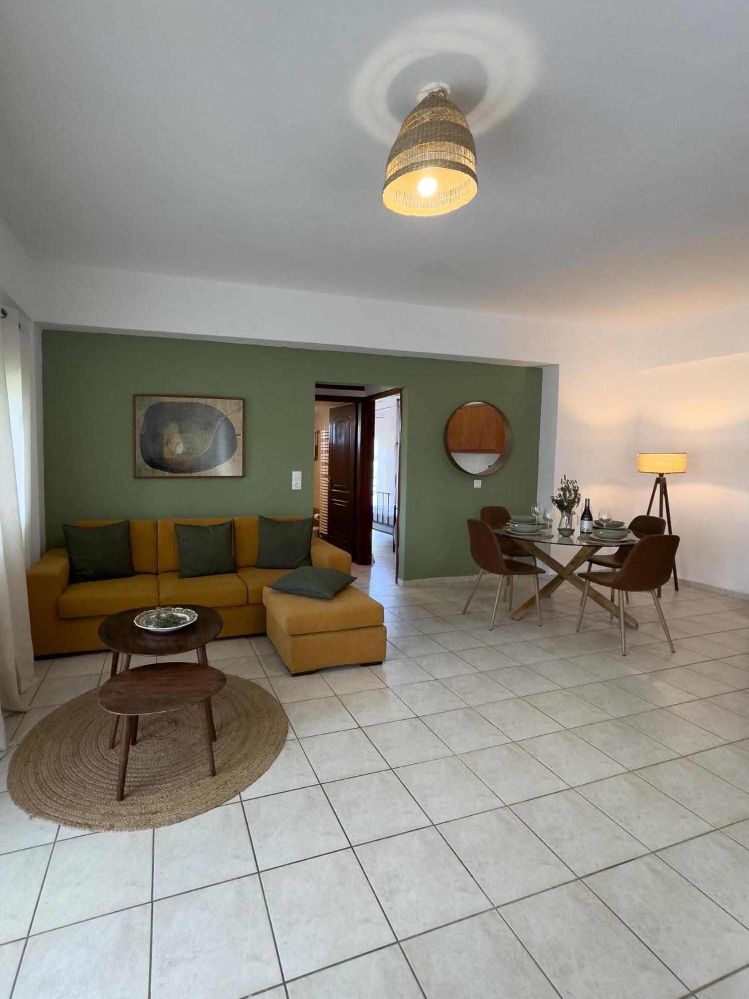 Nectar Apartments อิสตรอน ภายนอก รูปภาพ